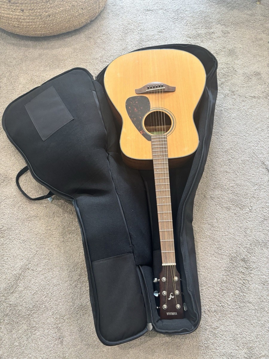 Yamaha FG800 Dreadnought Acoustic Guitar With Protec Gold Series