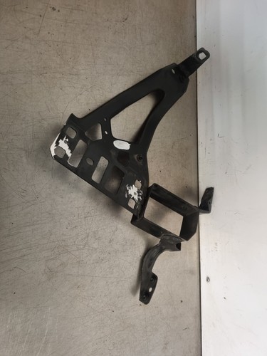 BMW 520 E60 SCHEINWERFER HALTERUNG LH 7163483 2007