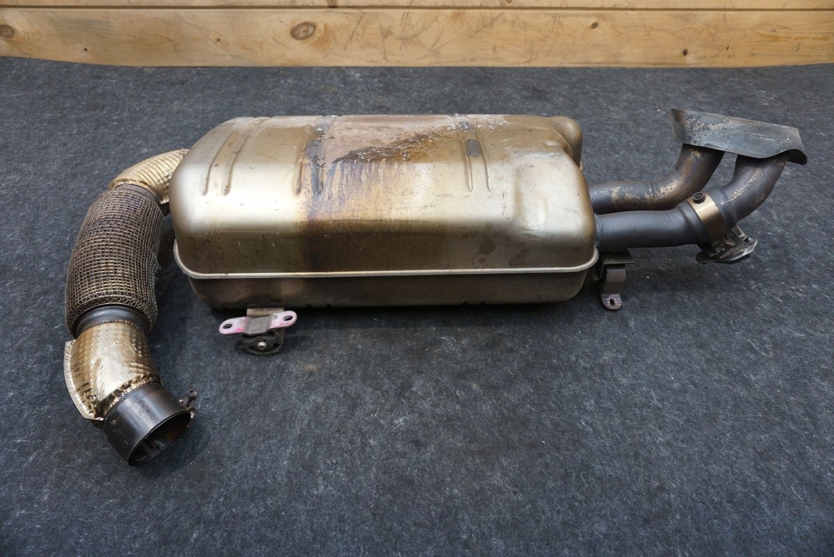 Rear Exhaust Muffler Silencer Tail Pipe 18308608167 OEM BMW i8