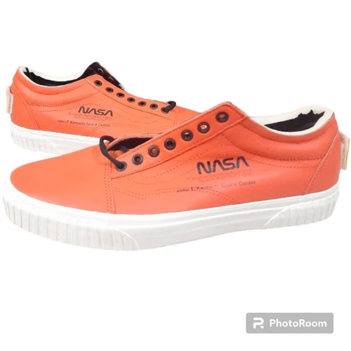 Vans X NASA Old Skool Space Voyager Firecracker Orange Men’s 6.5 Women’s 8 2018