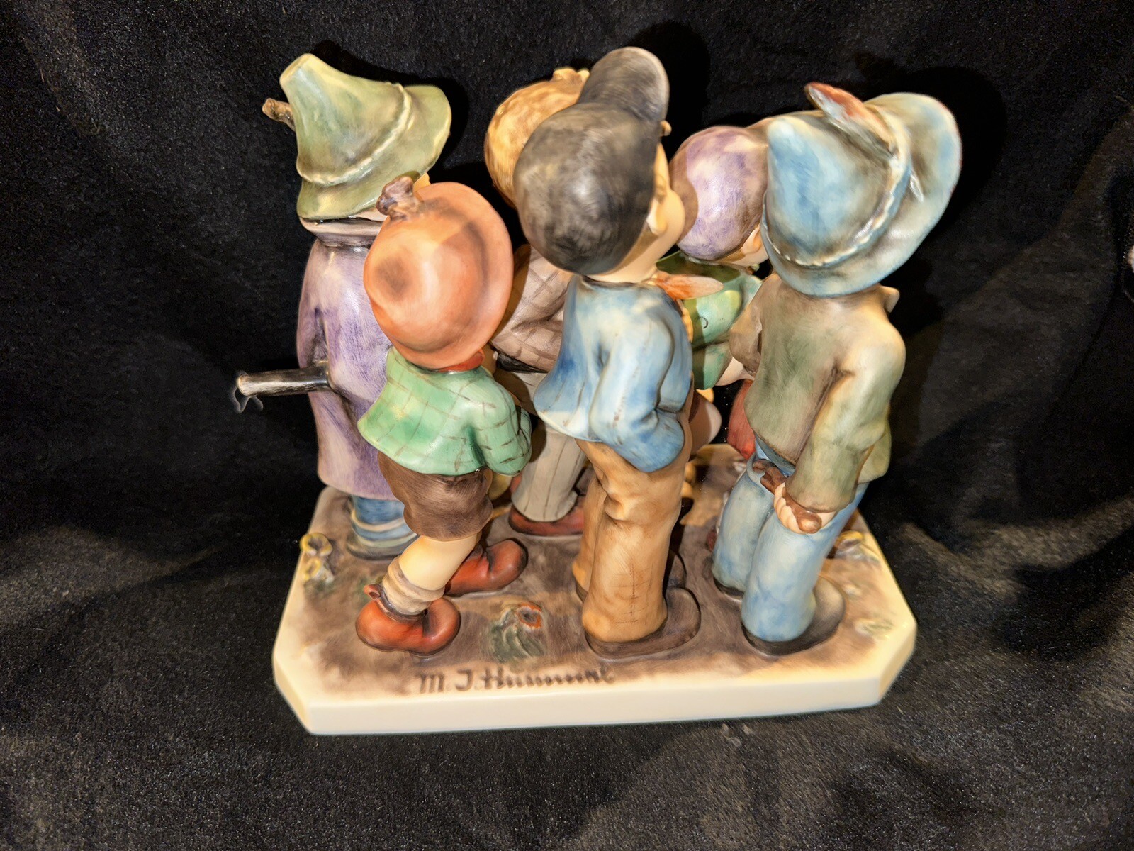 HUMMEL GOEBEL FIGURINE ADVENTURE BOUND 1957 347 TMK 6 With Original Box