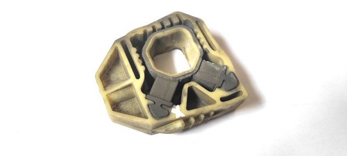 Volkswagen PASSAT B7 2011 Halterung Kühler 1K0121867G Diesel 77kW UST61076