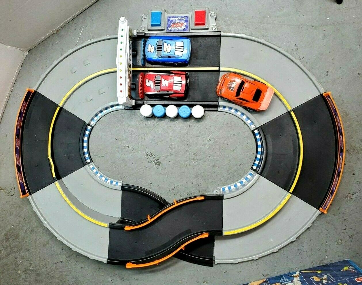 fisher price shake and go speedway