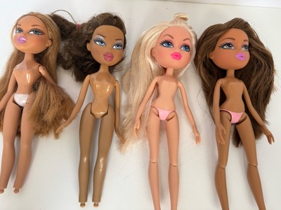 Lot Of 4 Various Bratz Dolls 3 Yasmin And One Cloe 2015 And 2001 Dolls Only