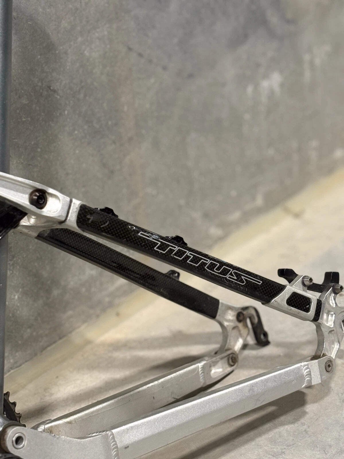 Titus Racer-X Aluminum Large Mountain Bike Frame Carbon Stays Full Suspension 26