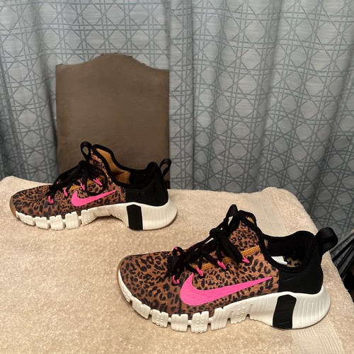 Nike Metcon 3 Women's Leopard Print Shoes Sneakers Training CJ6314-096 Size 8.5