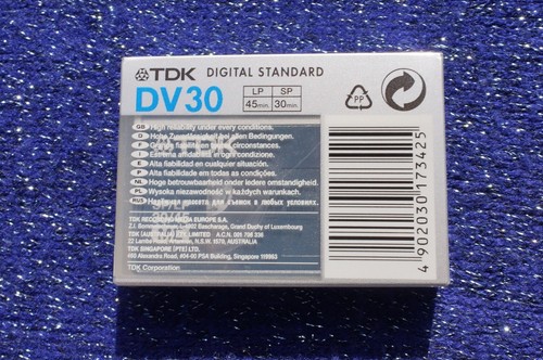 A TDK DVM-30 MINI DV DIGITAL CAMCORDER TAPE / CASSETTE - NEW & SEALED - Picture 2 of 3