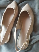 Carvela beige strapback shoes size 5