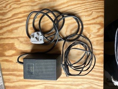 Vintage Atari Netzteil für 800/600XL, 130/64XE funktionstüchtig