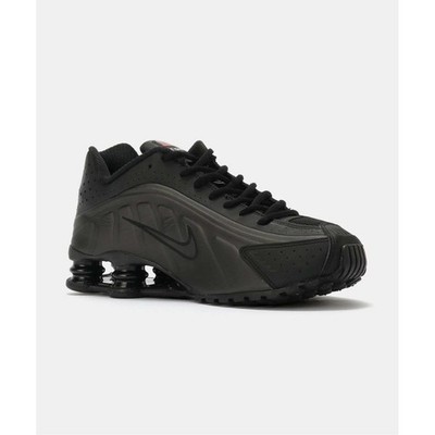Nike Shox R4 Triple Black Mens Running Shoes HQ1988-001 Size 8.5 New in Box