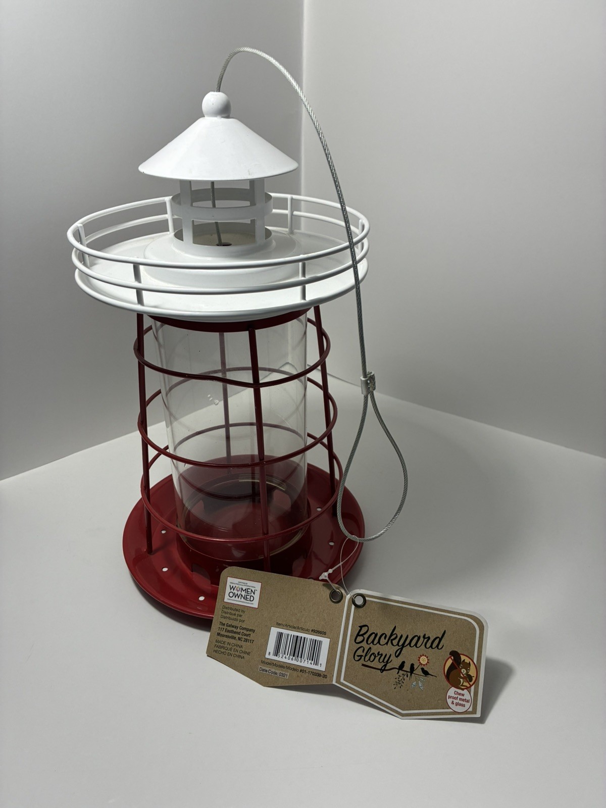 NWT Backyard Glory Red & White Metal Lighthouse Bird Feeder