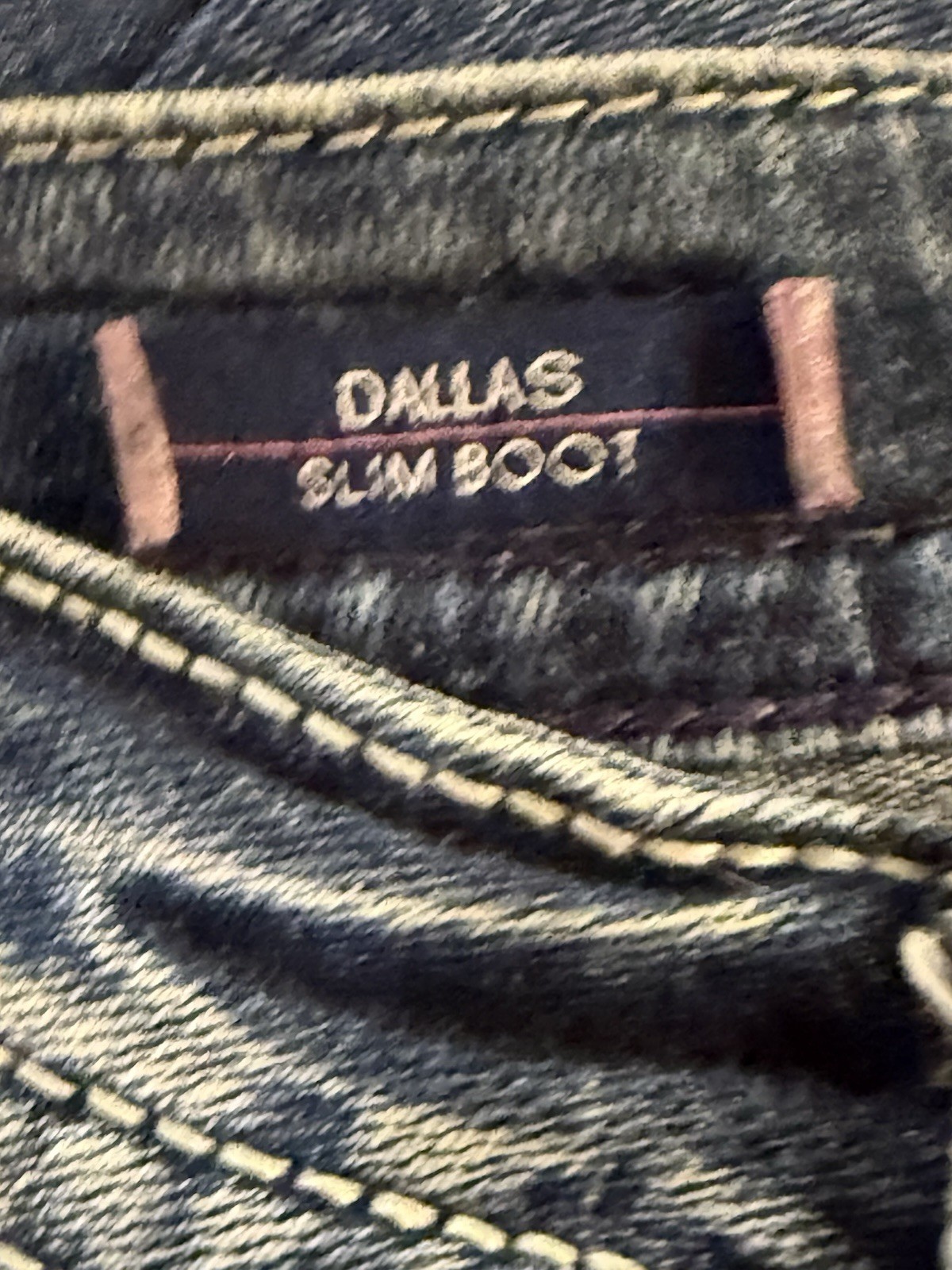 Vigoss The Dallas Slim Bootcut Jeans, Womens Size 9/10, Inseam 31, Embroidered