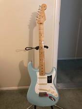 Fender stratocaster Vintera ll anni 50 modificata Daphne blu