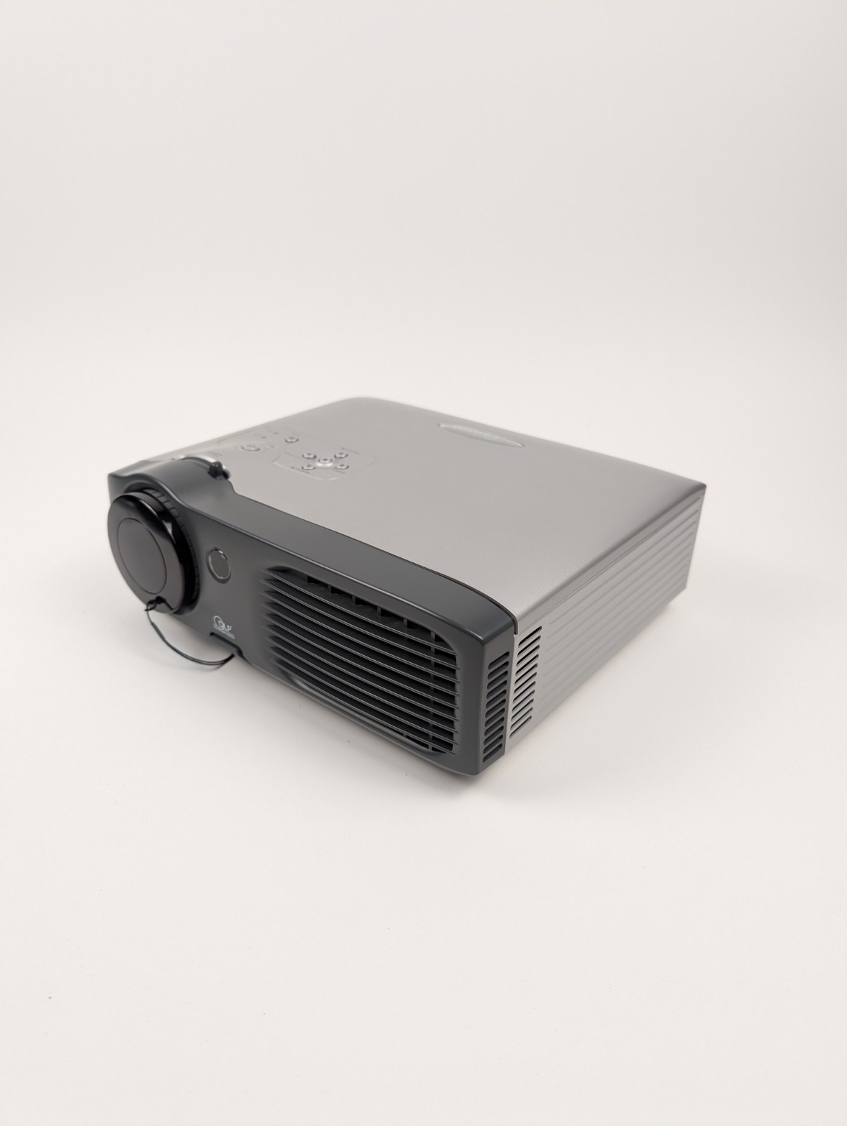 Optoma EP739 DLP Projector With Carry Case - Working - No Remote