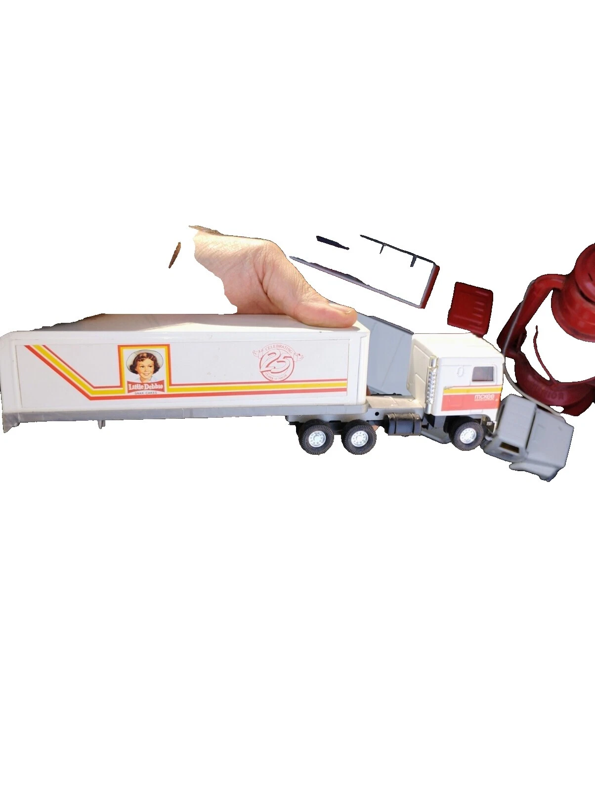 Ertl Mack 1:43 vehículos diecast y de juguete