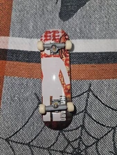 Tech Deck Fingerboard Rick Howard Girl