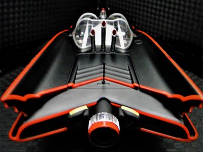 Batman Batmobile Race Car Classic Custom Hot Rod GT Concept 1:18 RARE Promo 12