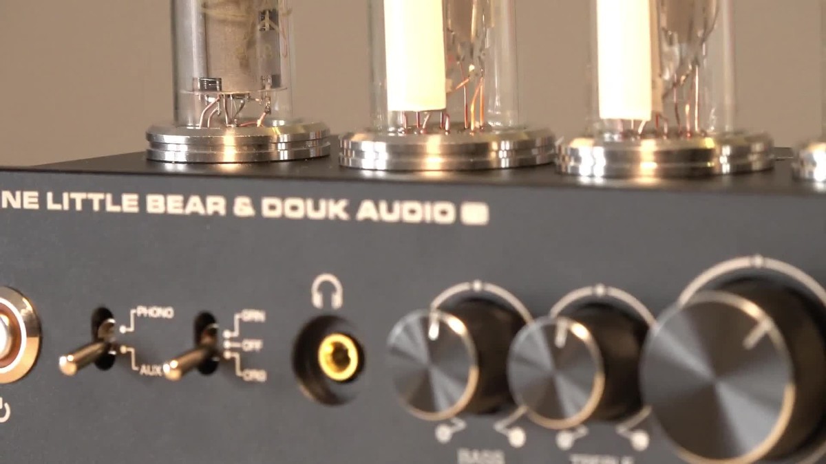 Douk Audio T9 Tube Phono Stage Preamp MM/MC 6E2 Level Meter Stereo