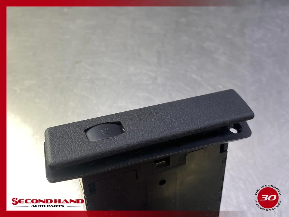 Portavasos delantero derecho BMW E60 E61 525I 528I 530I 535I 2004-2010 PORTAVASOS OEM Foto 2 de 4