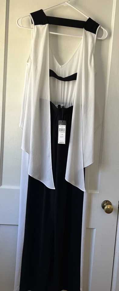 Macacão feminino BCBGMAXAZRIA sem mangas preto branco tamanho XS - Imagem 2 de 4