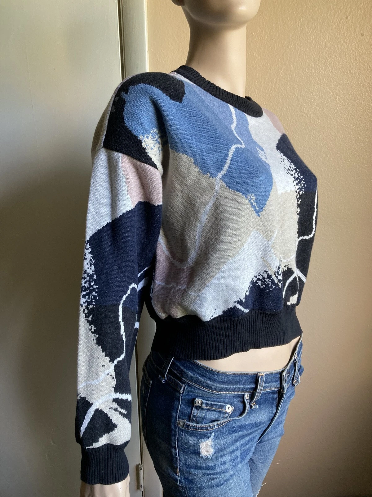 sweaty-betty painterly colour block vgc sweater