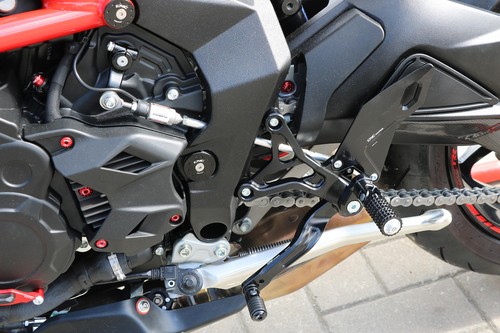 CNC Racing Adjustable Rider Rearsets For MV Agusta Brutale 800 /RR/RC 2016-2021 - Picture 5 of 7