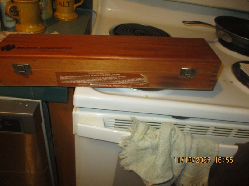 Waters Associates Liquid Chromatography Column WOODEN BOX ONLY 19'' LONG 4 1/2''