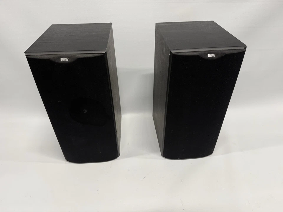 Altavoces de estantería de cine en casa Bowers & Wilkins - B&W DM602 - negros Foto 2 de 4