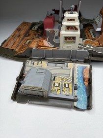 Micro Machines Mega Van City Military Battle Zones Combat Carrier Galoob 1991