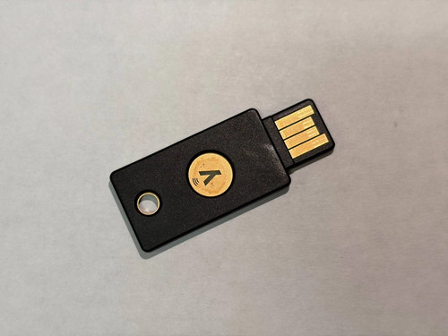 USED Yubico YubiKey 5 NFC 2FA USB-A/NFC Security Key Ver. 5.4.2 NO BOX / BULK
