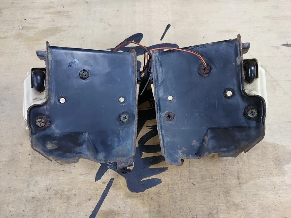 Nissan Wingroad Y10 1996 JDM Foglights - Image 4 of 4