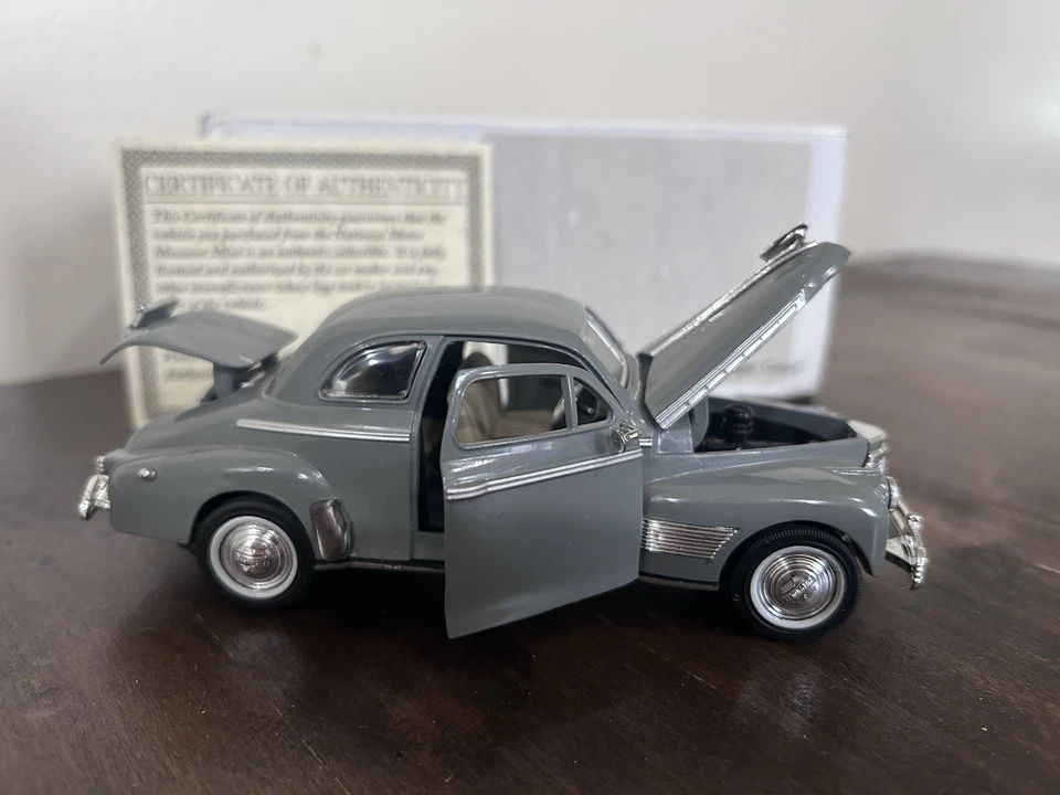 Chevrolet diecast y vehículos de juguete NewRay escala 1:32 cupé de lujo edades 5+ en adelante Foto 3 de 4