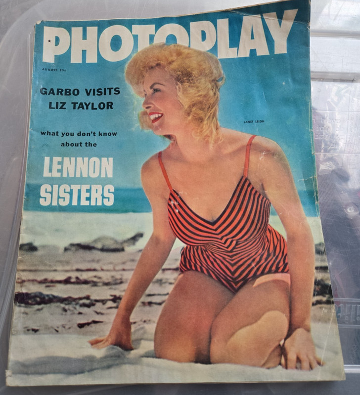 PHOTOPLAY MAGAZINE JANET LEIGH GARBO LIZ TAYLOR LENNON SISTERS AUGUST 1958