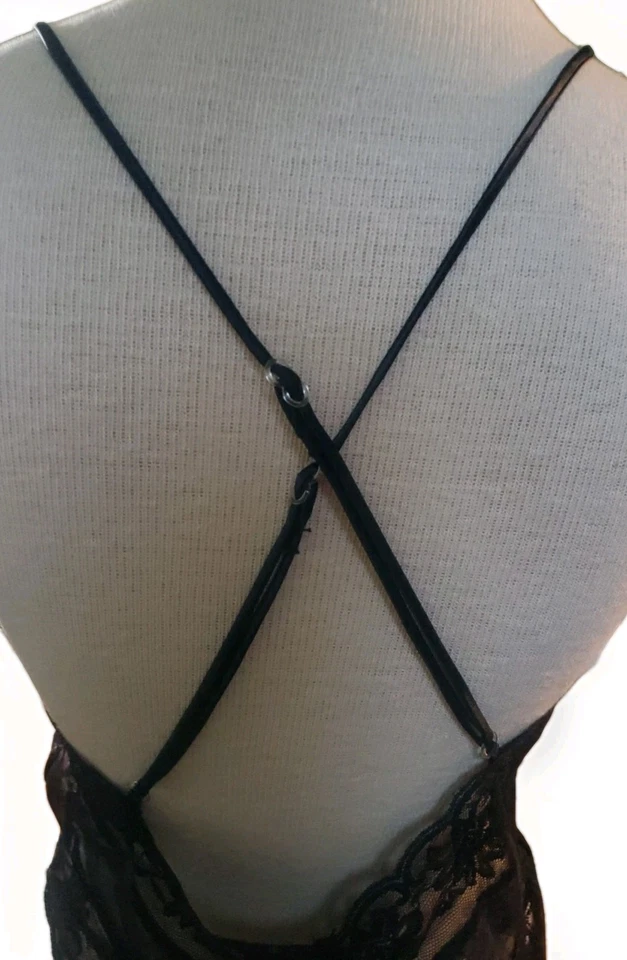 Fantasy Lingerie See Through Mesh Lace Teddy Black with Pink Flowers Small VTG - Image 4 of 4