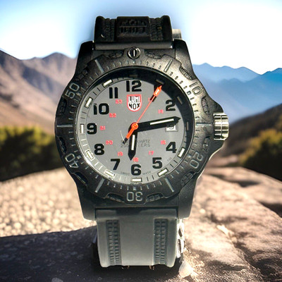 Luminox XL.8800 Navy Seal Black Ops-Swiss Quartz Carbonox Case-Gray Dial