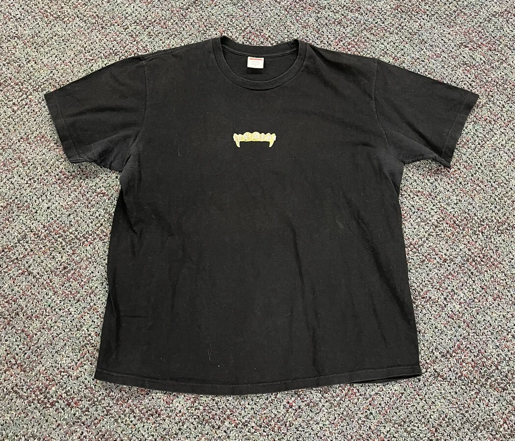 T shirt Supreme Front Fangs d'occasion taille grand noir authentique SS19 battage médiatique streetwear