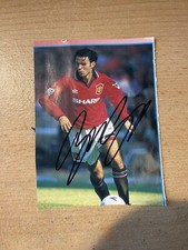 RYAN GIGGS MANCHESTER UNITED SIGNED PICTURE CUT OUT FROM A FOOTBALL MAGAZINE