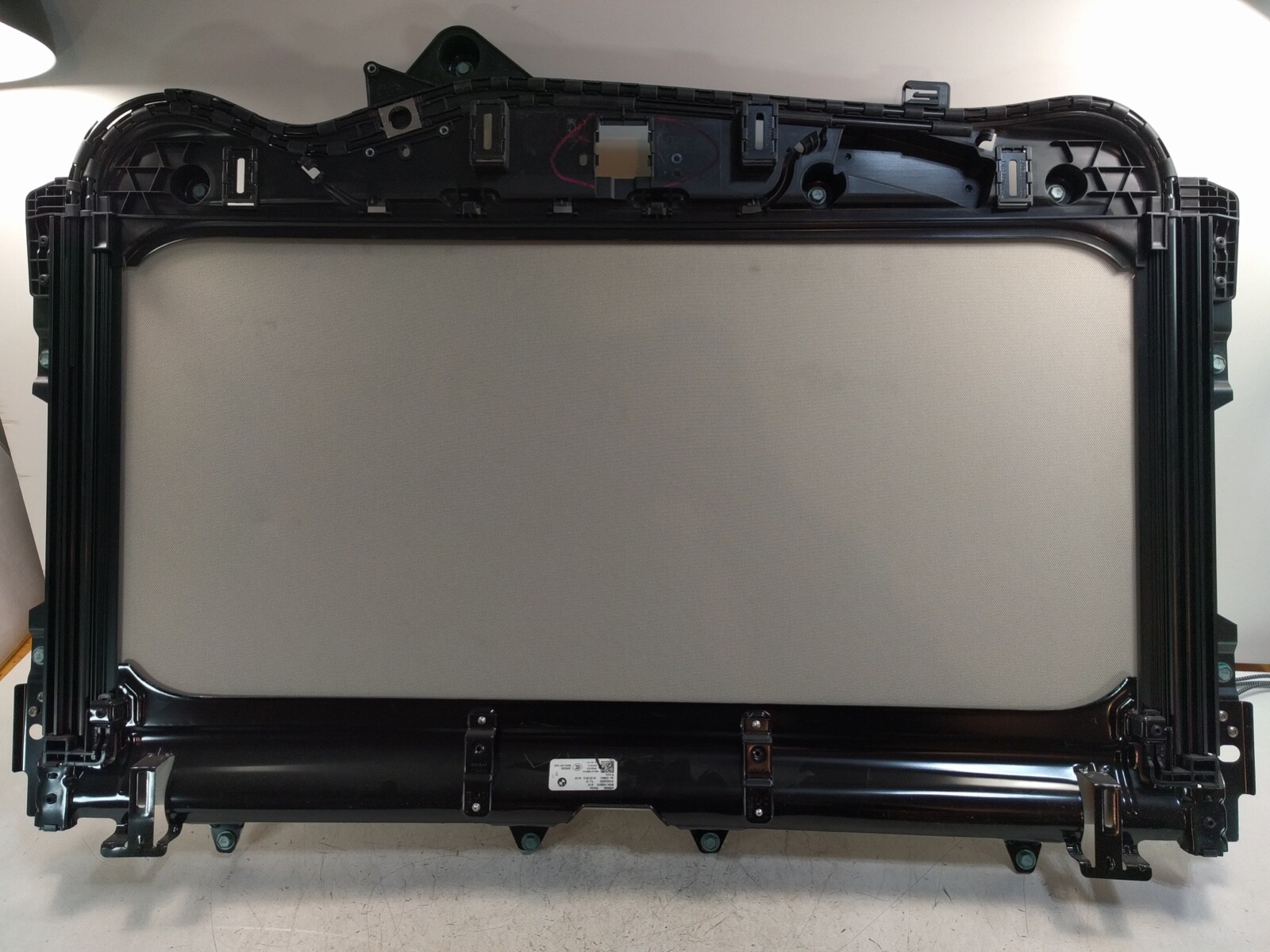 2019-2021 BMW X3/X5/X7 Ivory Sunroof/Sunshade Cover OEM 7482913 