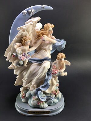 Vintage Beautiful MEERCHI i Figurine Of Angel And Two Small Angels