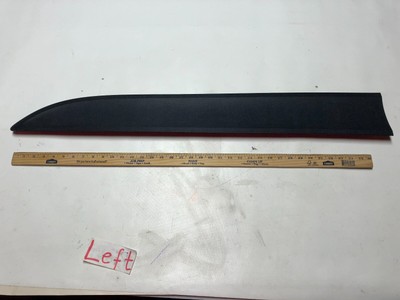 2015-2016 PORSCHE Macan LEFT FRONT Door-Lower Molding Trim 
