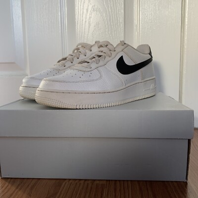 Size 6.5 - Nike Air Force 1 '07 Low White Black