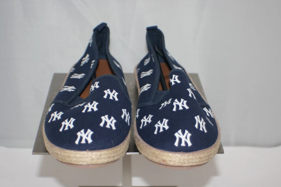 New York Yankees Wms Sz M Slip On Espadrille Shoes Blue White Baseball Flats NEW - Image 3 of 4