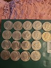 Lot of 18 Kennedy Half Dollars 1980-1986 Mixed Dates & Mint Marks U.S. Coins — photo 3