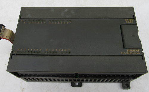 SIEMENS 6ES7 223-1BL22-0XA0 EM 223 DC/RELAY MODULE TESTED WORKS FAST SHIPPING - Afbeelding 1 van 7
