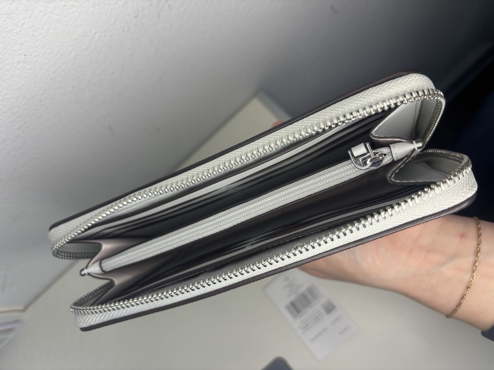 Kate Spade Kenzie Silver Metallic Boxed Large Continental Wallet KJ020 NWT $249 thumbnail 7