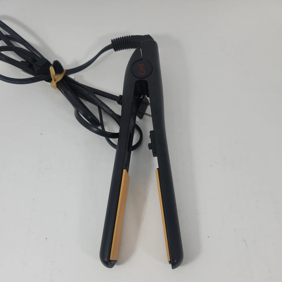 CHI Air Compact 3/4" Ceramic Dual Voltage Travel Flat Iron CA2013 - Image 4 of 4