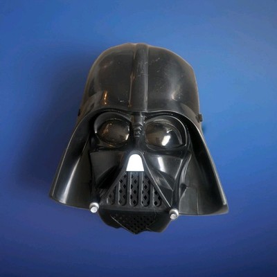 Star Wars Darth Vader Mask 2005 plastic 