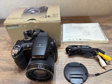 FUJIFILM FINEPIX S3200