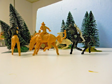 5 MTD 1980's PPC Cowboys an Bandits figure 60mm Nov. Listing