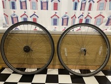 Campagnolo Omega 19 700c Felgen Shimano Exage Naben 25c Reifen Paar Felgenbremse